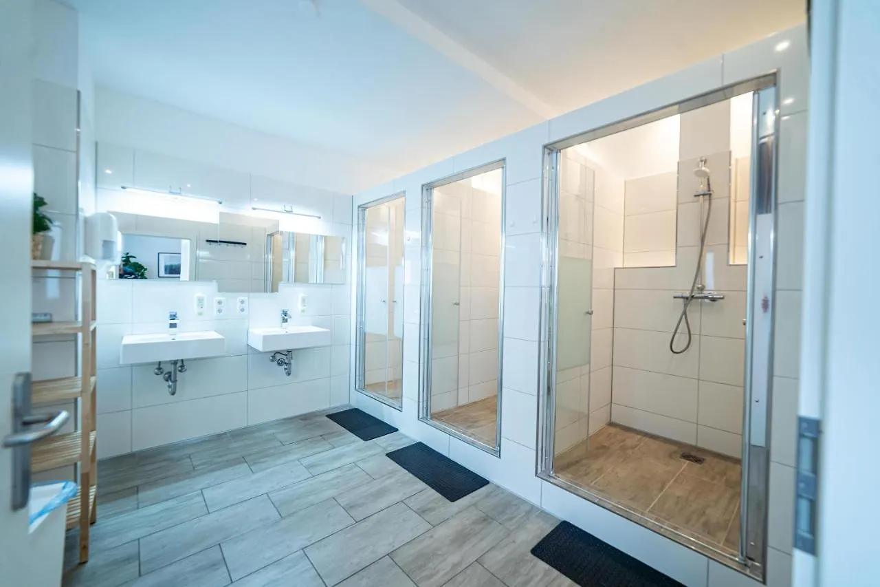Aparthotel Full House Hostel Nurnberg - Shared Bath & Kitchen Germany